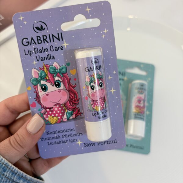 بالم لب گابرینی مدل Unicorn حاوی عصاره وانیل Gabrini Lip Balm Care Vanilla