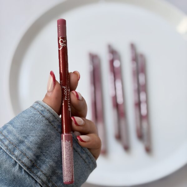 خط لب دیفاینیگ 11 گلدن رز مدل Mood Defining Lipliner